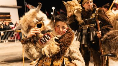 Surva Internationales Festival der Maskeradesspiele