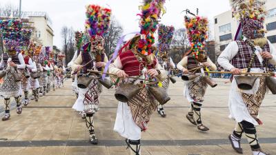 Surva Internationales Festival der Maskeradesspiele