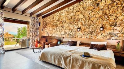 AYA Estate Relais & Chateaux