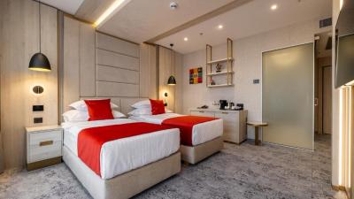 East Plaza Hotel
