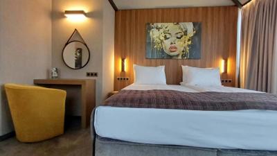 All Seasons Residence Design Hotel